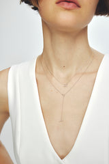 精緻扣環中長項鍊